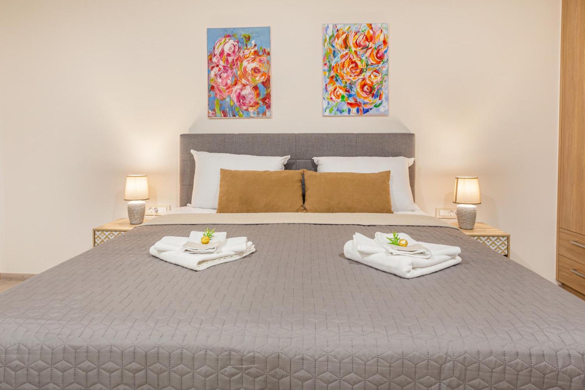 Gallery Art Apartment Ханья Экстерьер фото